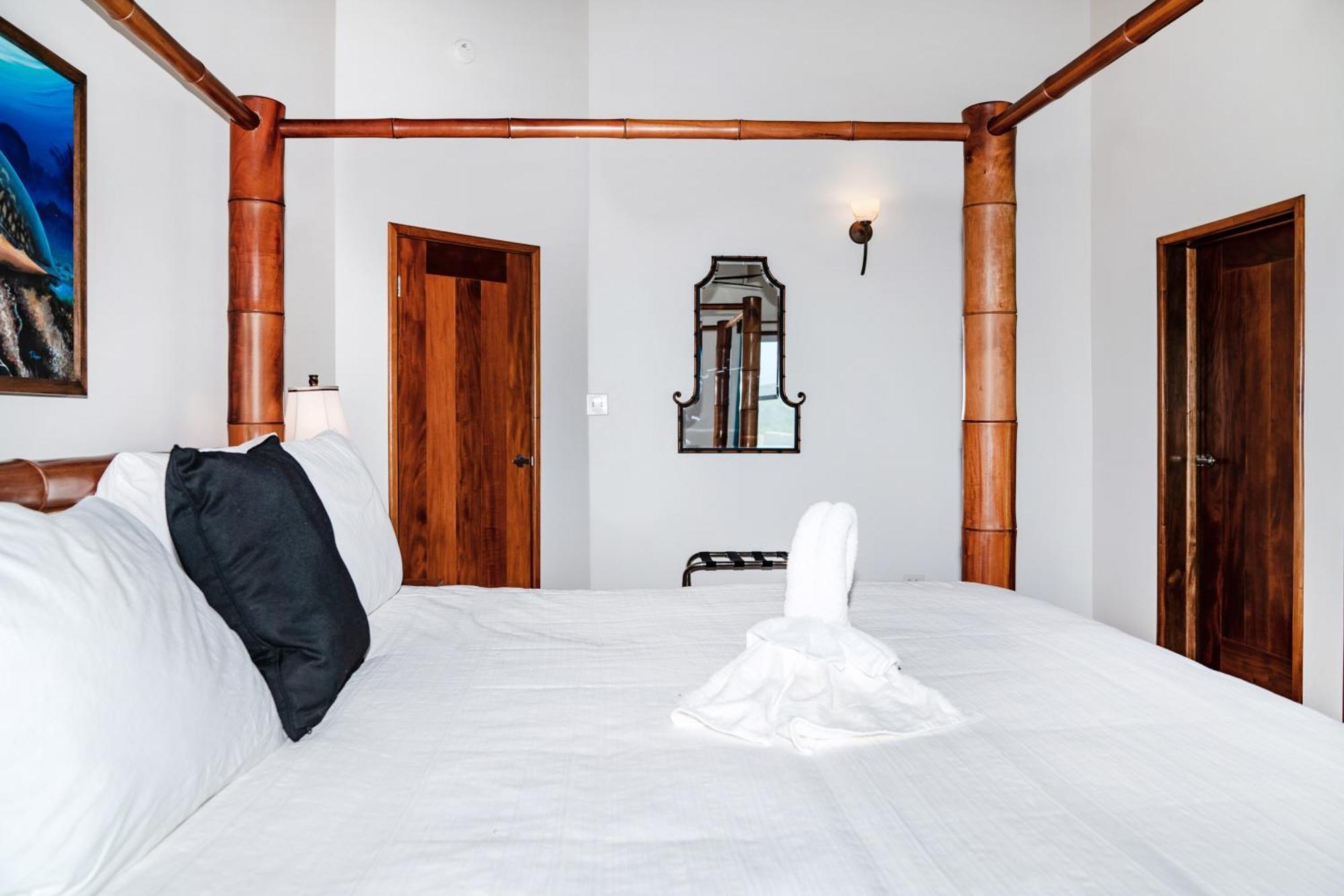 Residences At Barrier Reef 4C Oceanview 2 Bedroom By Stay Floreo San Pedro  Kültér fotó